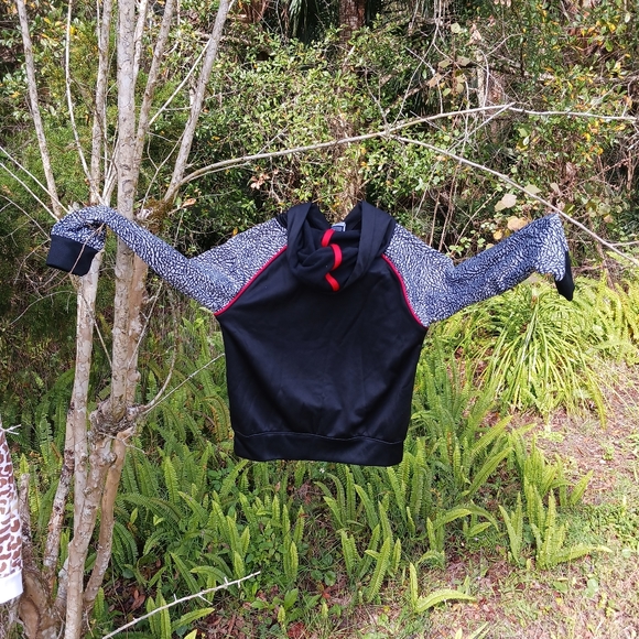 Nike Air Jordan Jumpman Therma Fit Pull over Boys Youth 7 Large - Picture 2 of 13